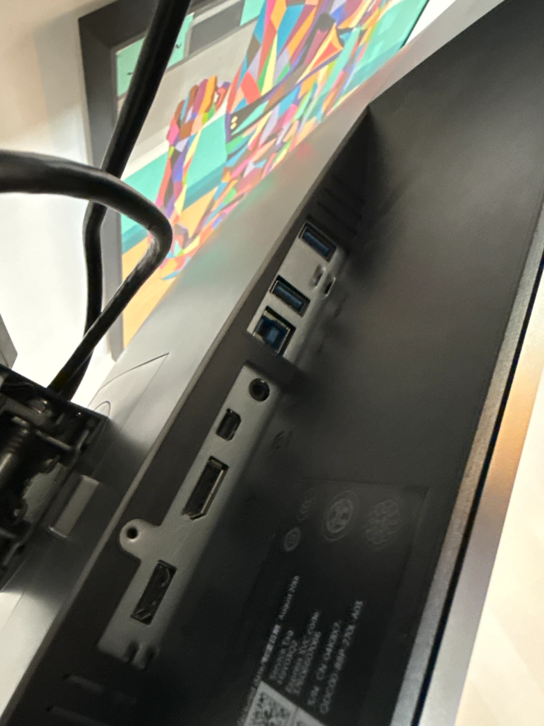 Dell U2718Q Flat Panel Monitor - photo 3