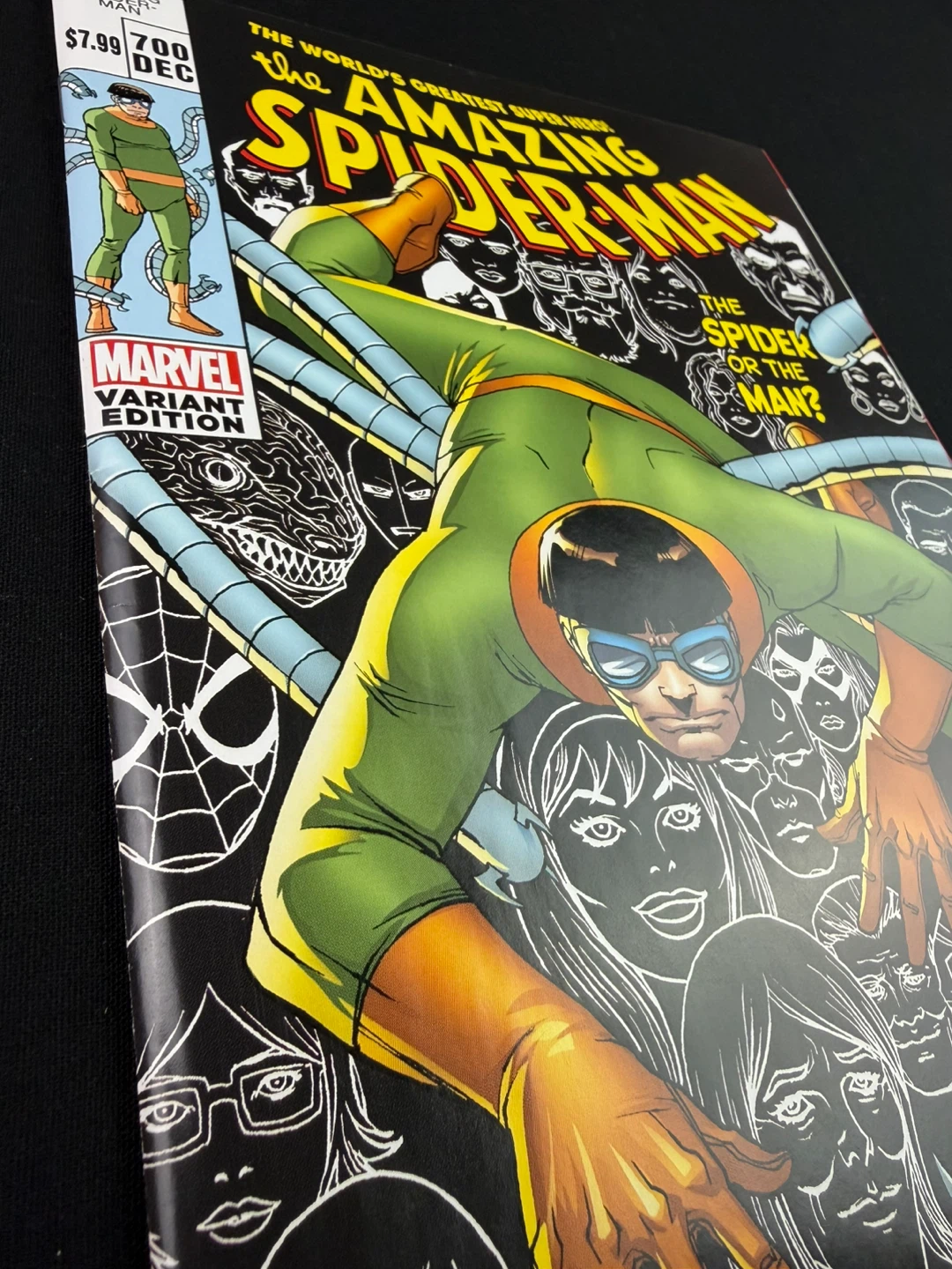 The Amazing Spider-Man #700 Variant Edition Comic Book NM/M - photo 3