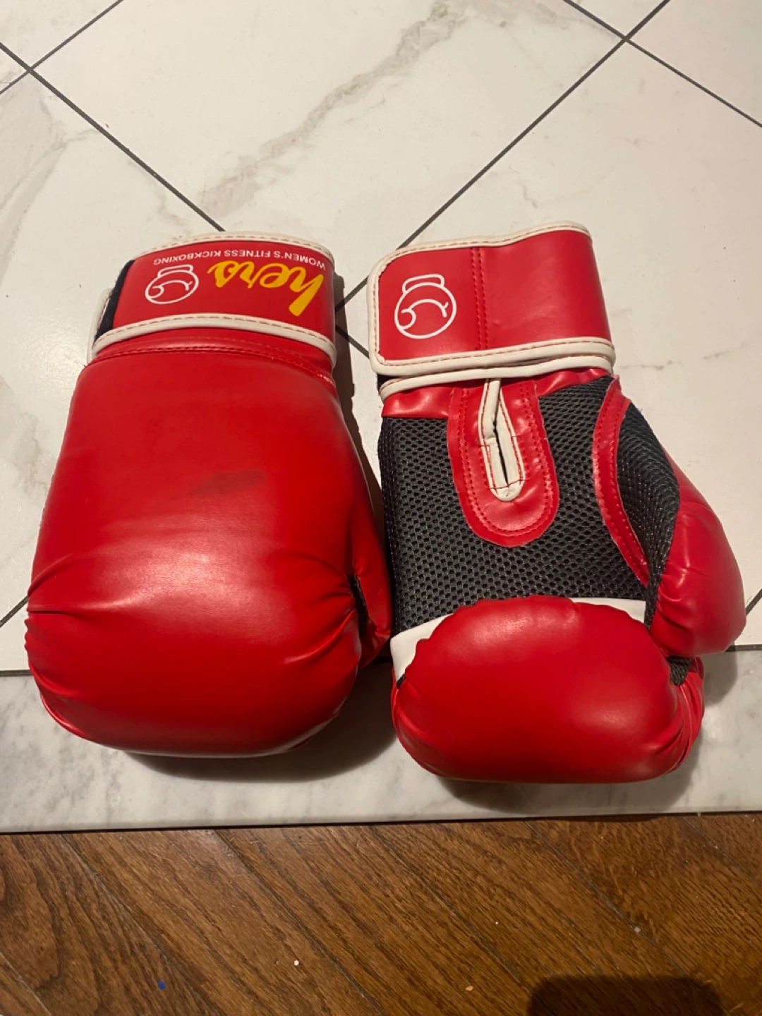 Red Hers Women's Fitness Kickboxing Gloves - photo 3