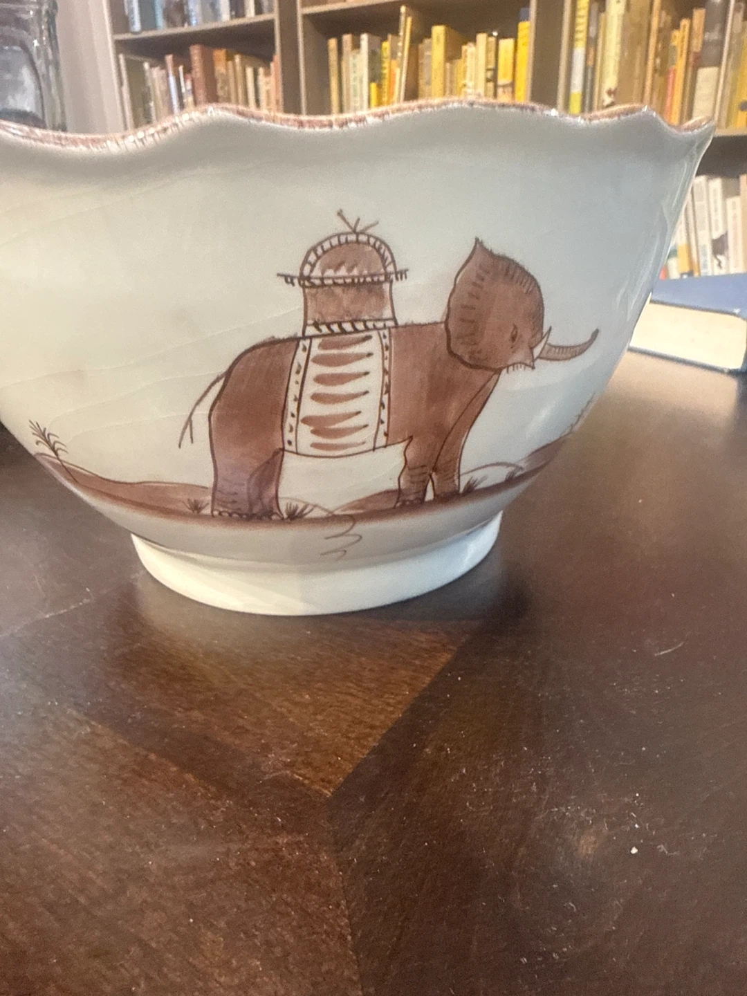Decorative Ceramic Bowl with Elephant and Giraffe Motif