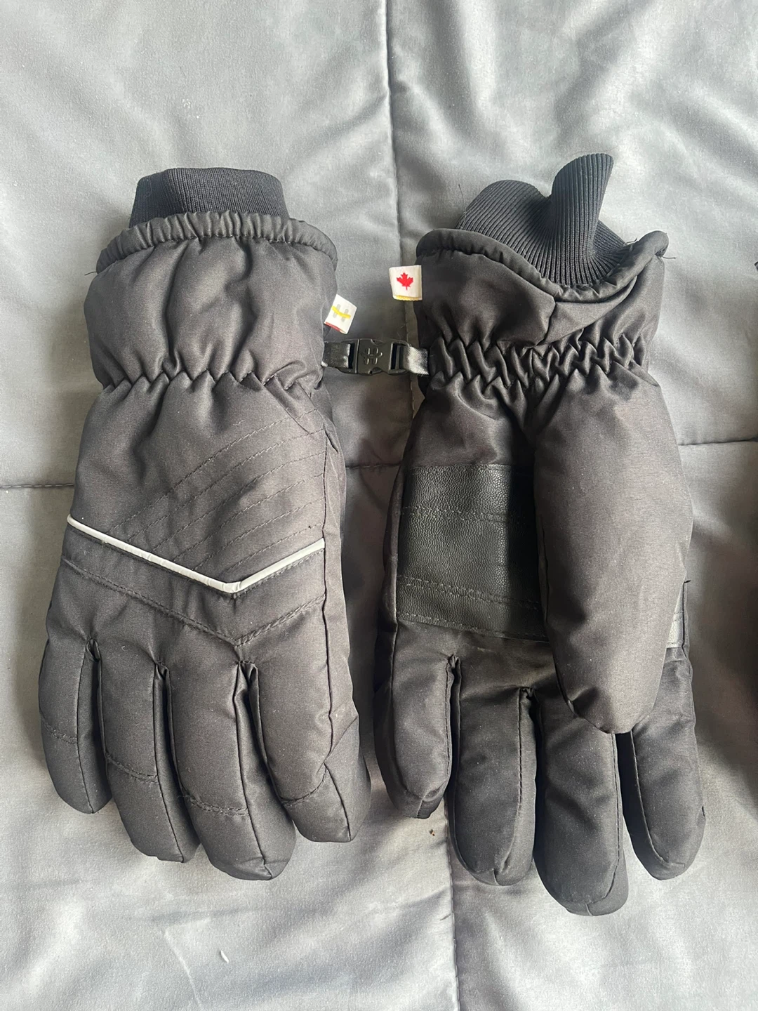 OFFER Black Winter Gloves (2 Pairs) - photo 2