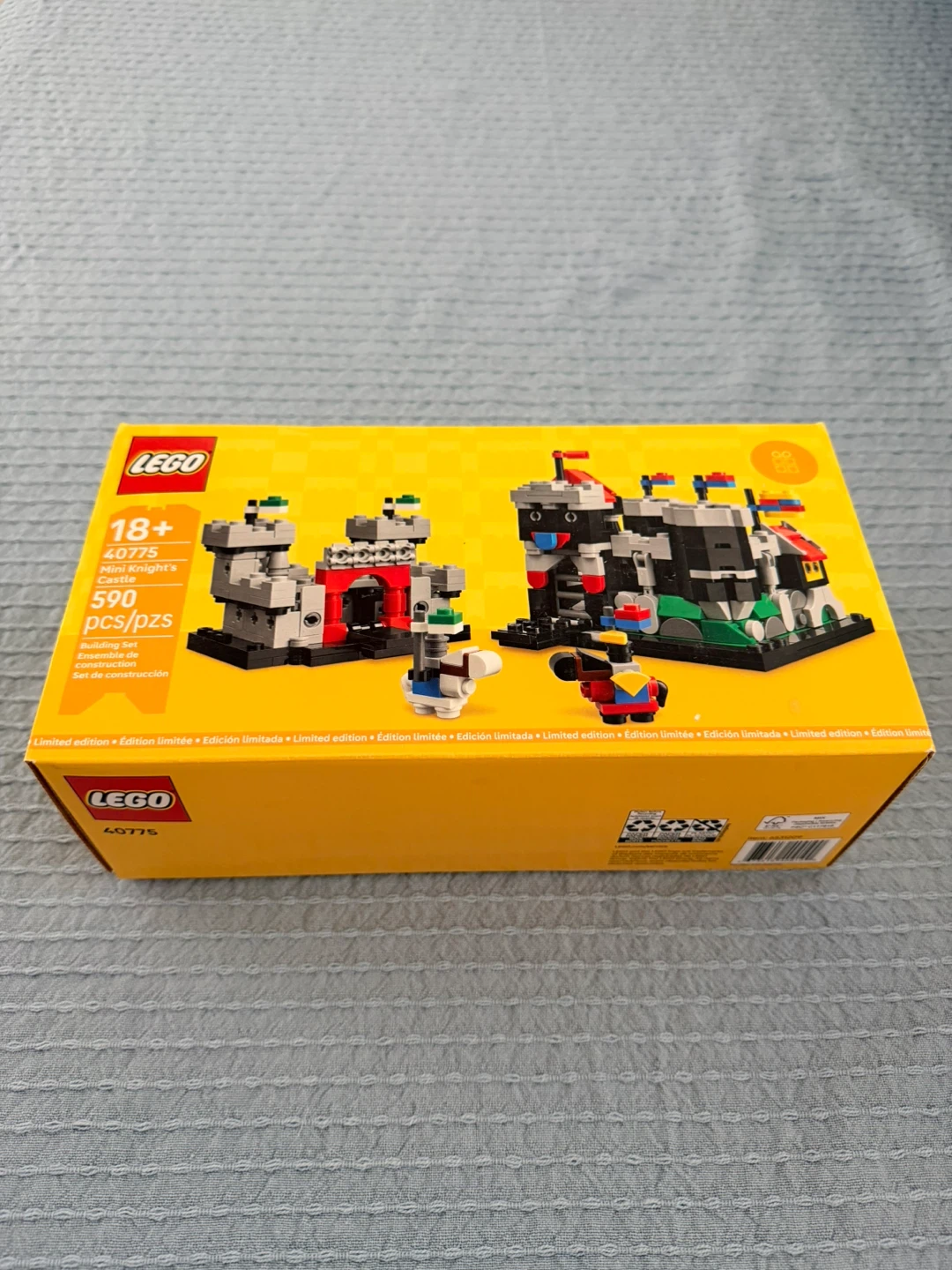 LEGO 40775 Mini Knight's Castle Building Set