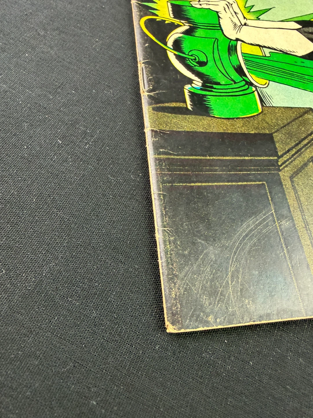 Green Lantern Comic Book - "The Power Battery Peril!" - photo 5