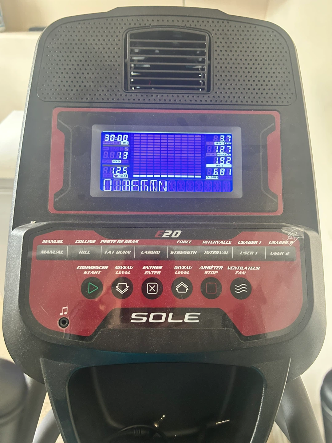 Sole E20 Elliptical Trainer - photo 2