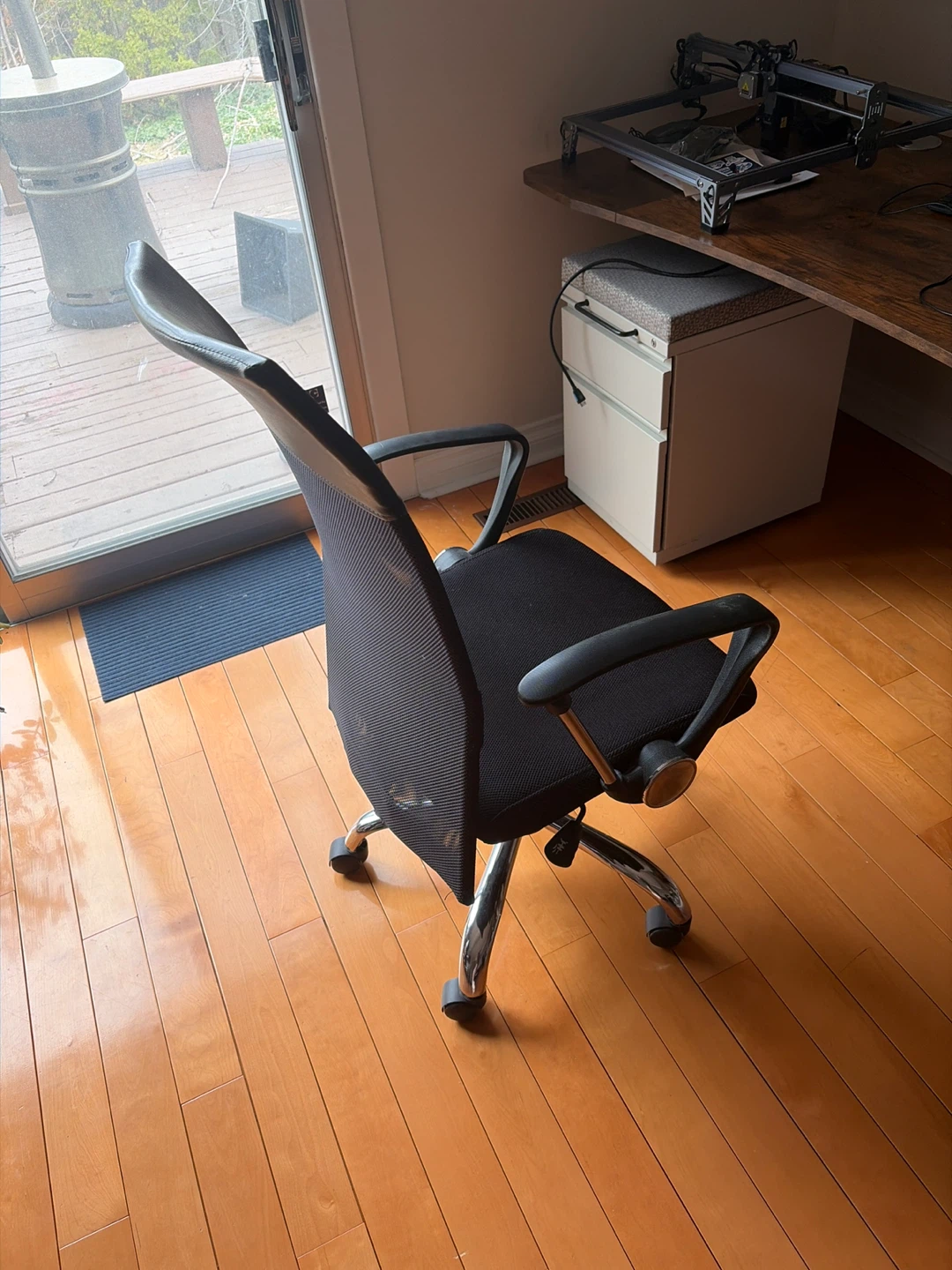 Black Mesh Office Chair with Lumbar Support - photo 2