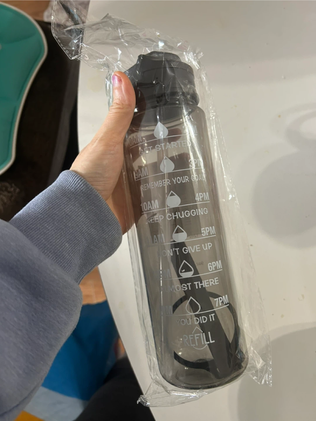 Brand New 750ml Water Bottle with Straw