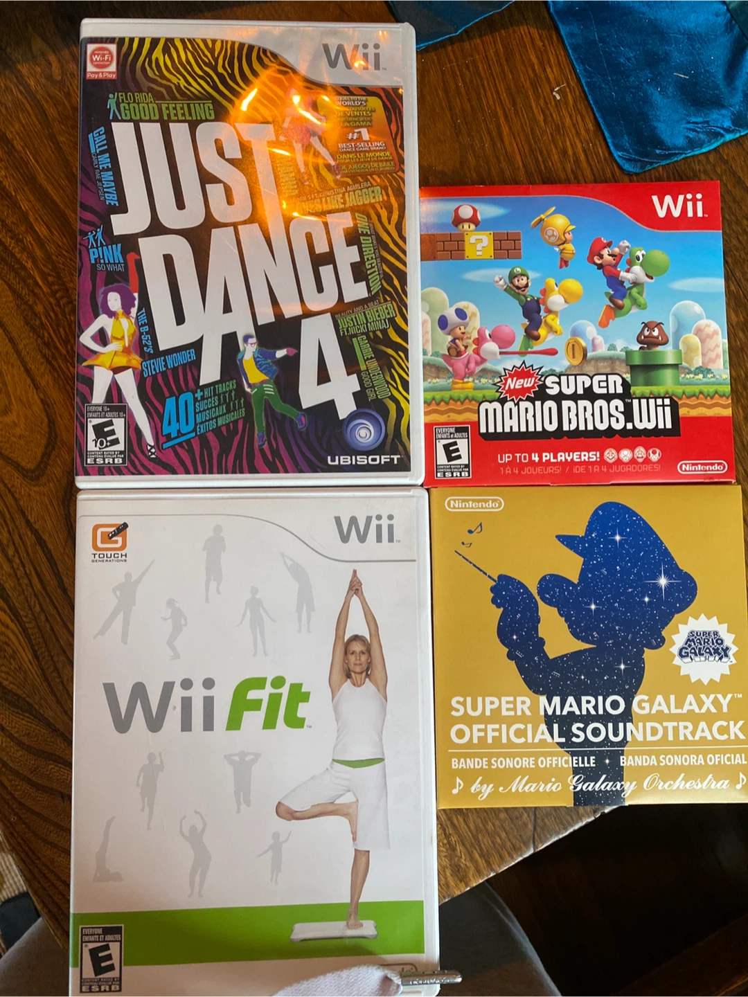 Nintendo Wii Console Bundle with Games & Balance Board - photo 3