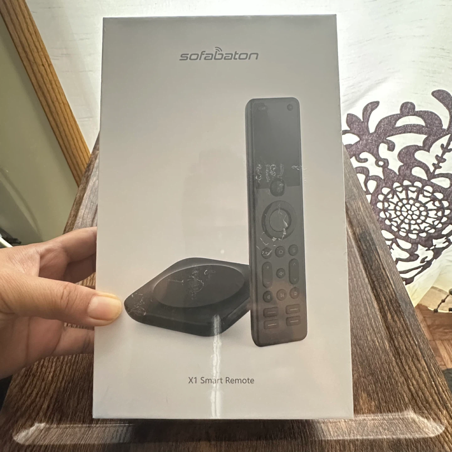 Sofabaton X1 Smart Remote with Hub
