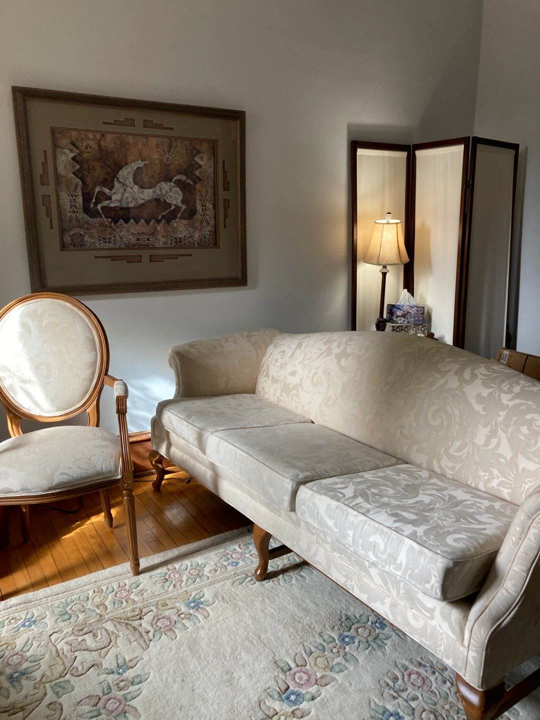 Free sofa & chair - photo 4
