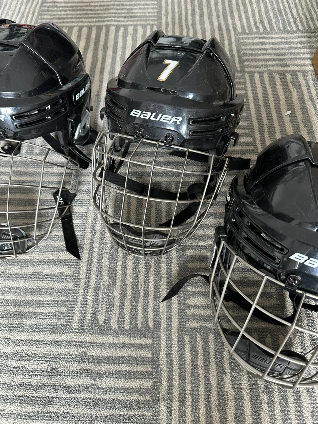 Bauer Hockey Helmets with Cages - photo 3