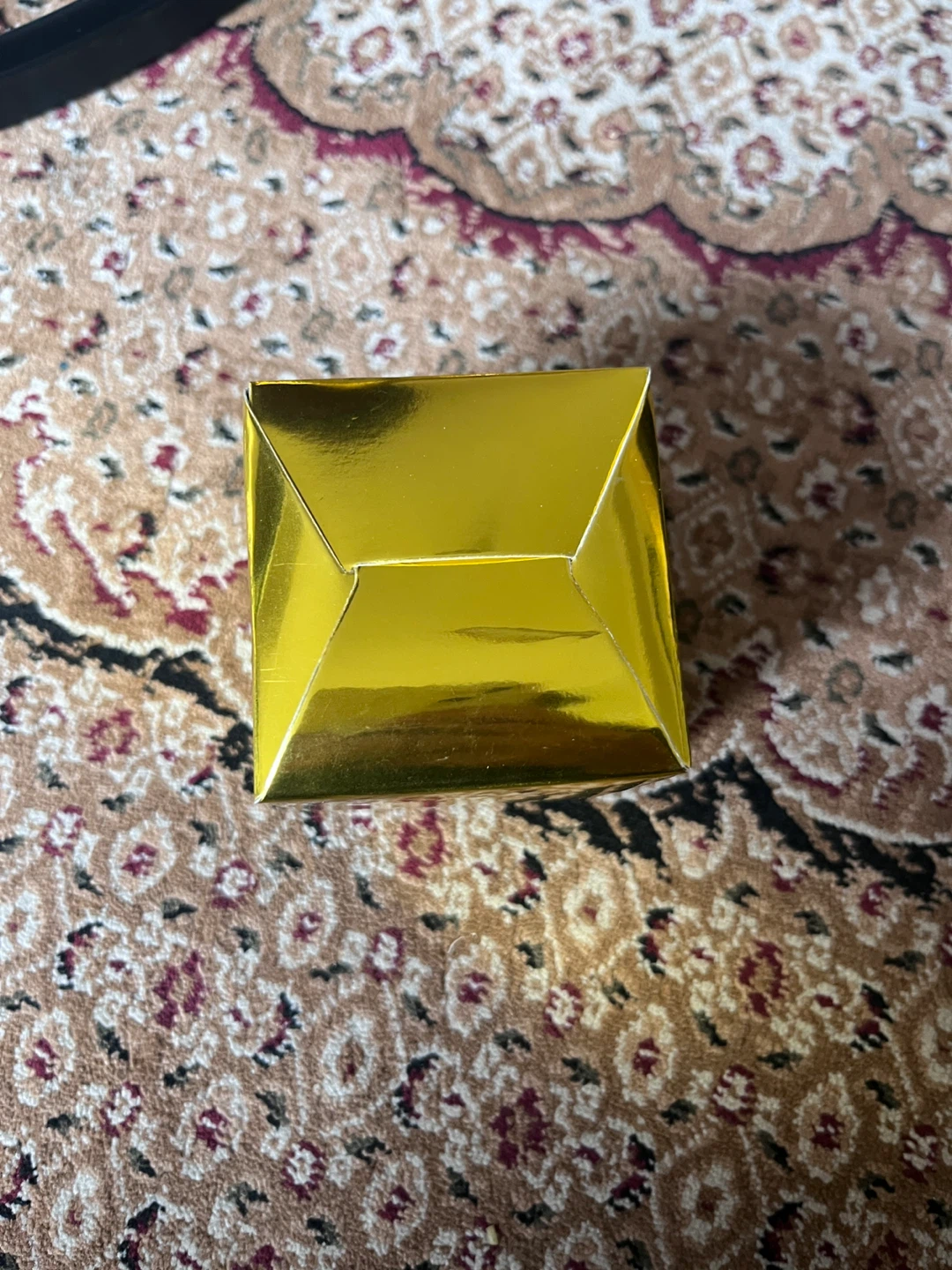 Gold Gift Box with Heart Clasp (59 all in total unmade) - photo 3