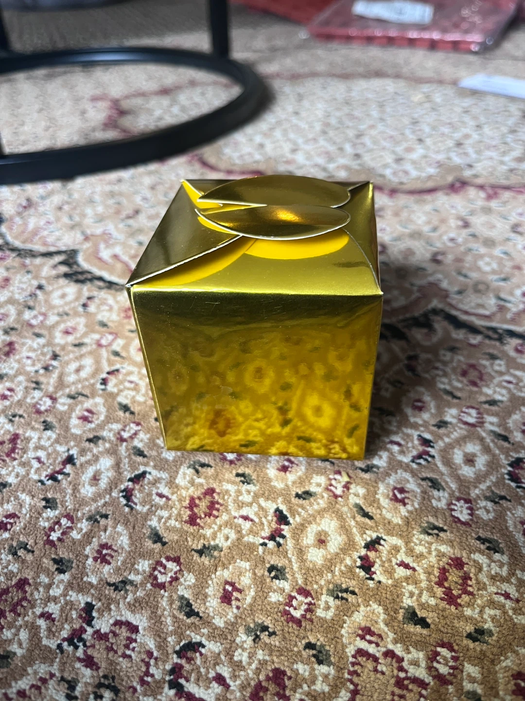 Gold Gift Box with Heart Clasp (59 all in total unmade) - photo 4