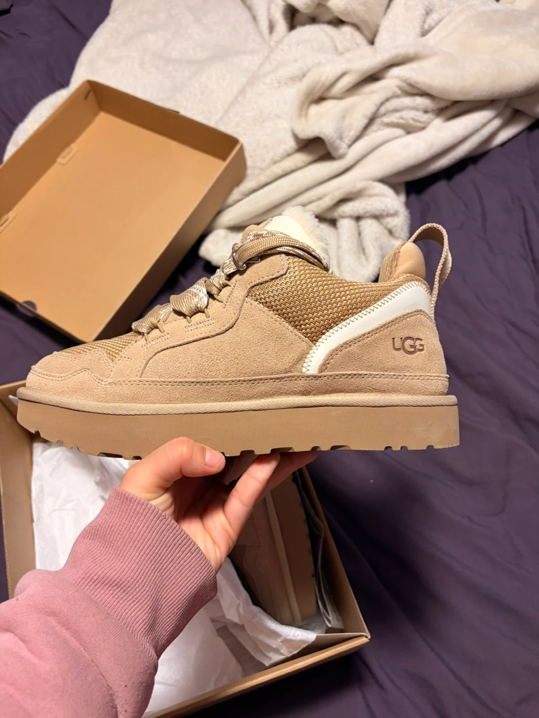 Woman’s Lowmel Ugg’s - photo 4