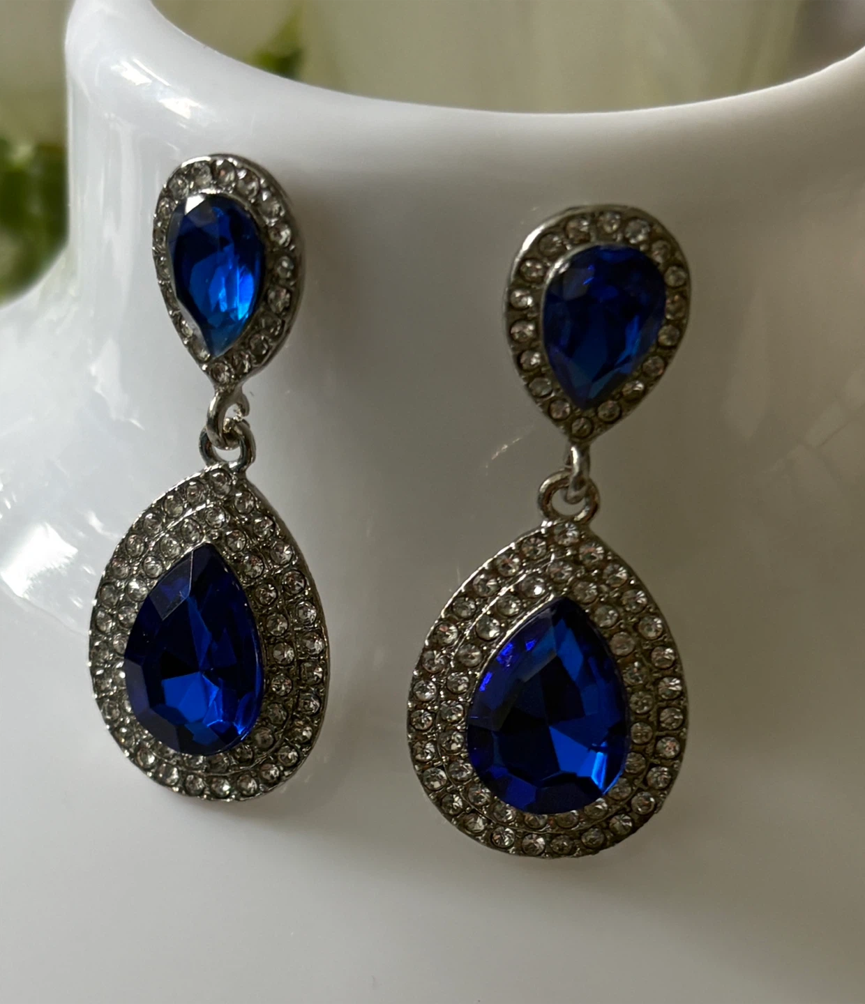 Gorgeous Blue Teardrop Crystal Dangle Earrings and Bracelet Set - photo 2