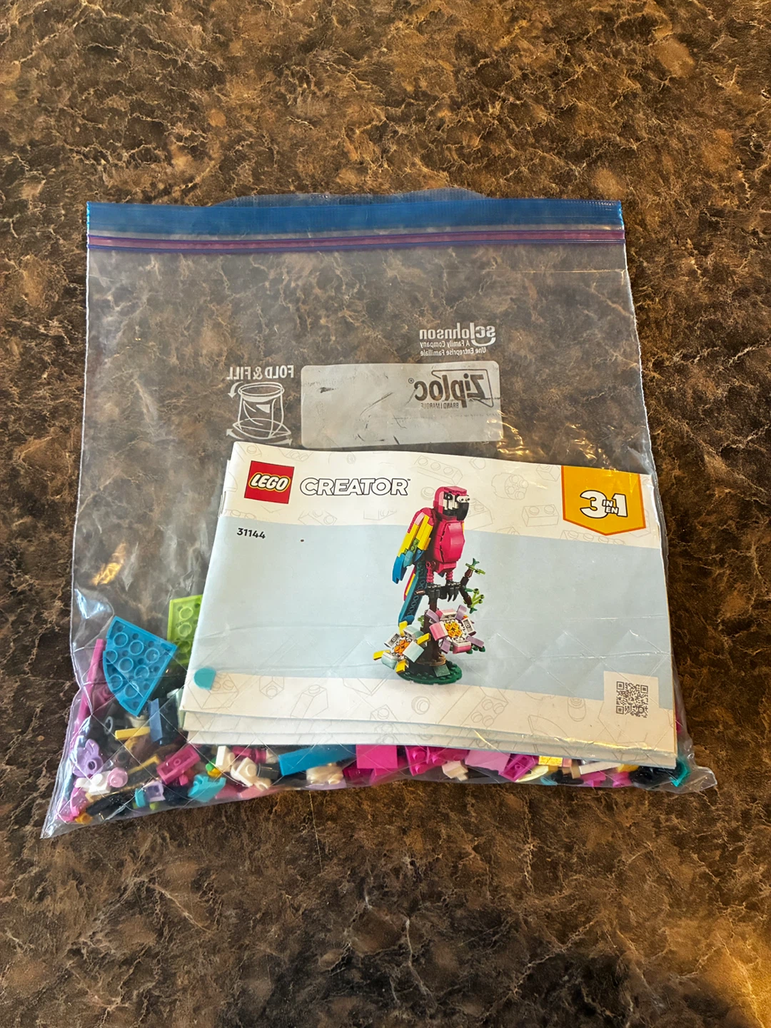 LEGO Creator 3-in-1 Parrot Set 31144