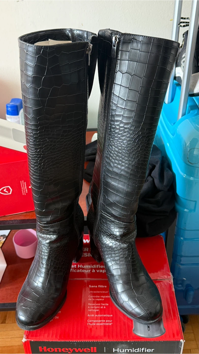 Black Knee-High Croc-Embossed Boots - Size 38 - photo 2