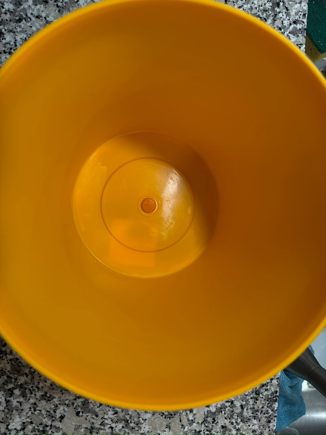 Orange Plastic Pot - photo 2