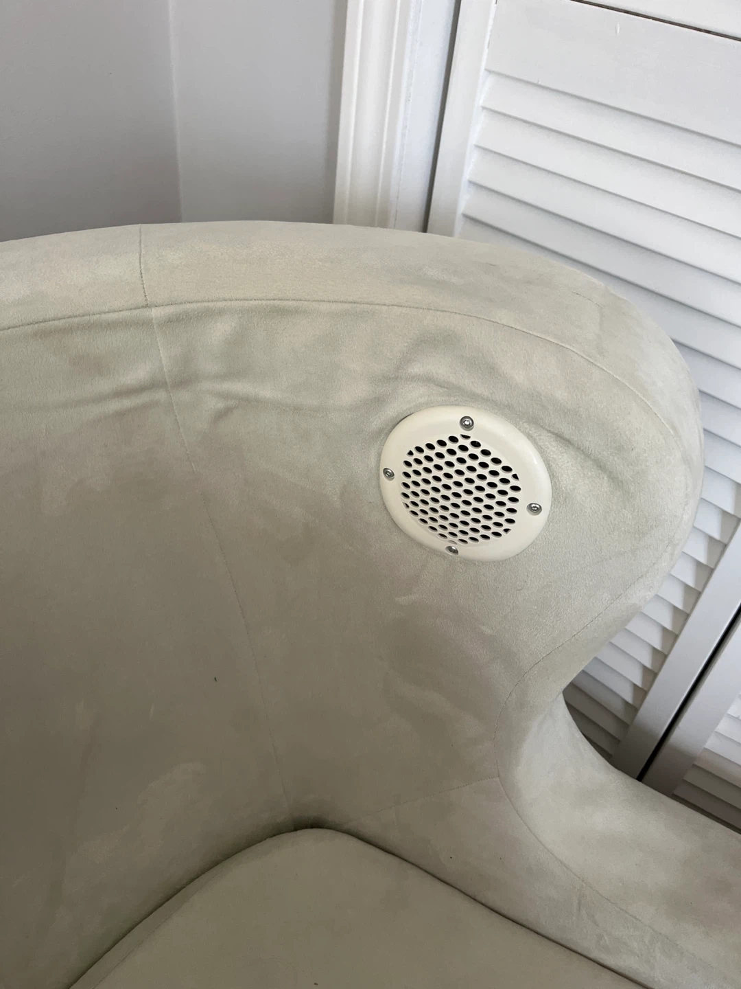 PBTeen Gaming Chair with Built-in Speakers - photo 5
