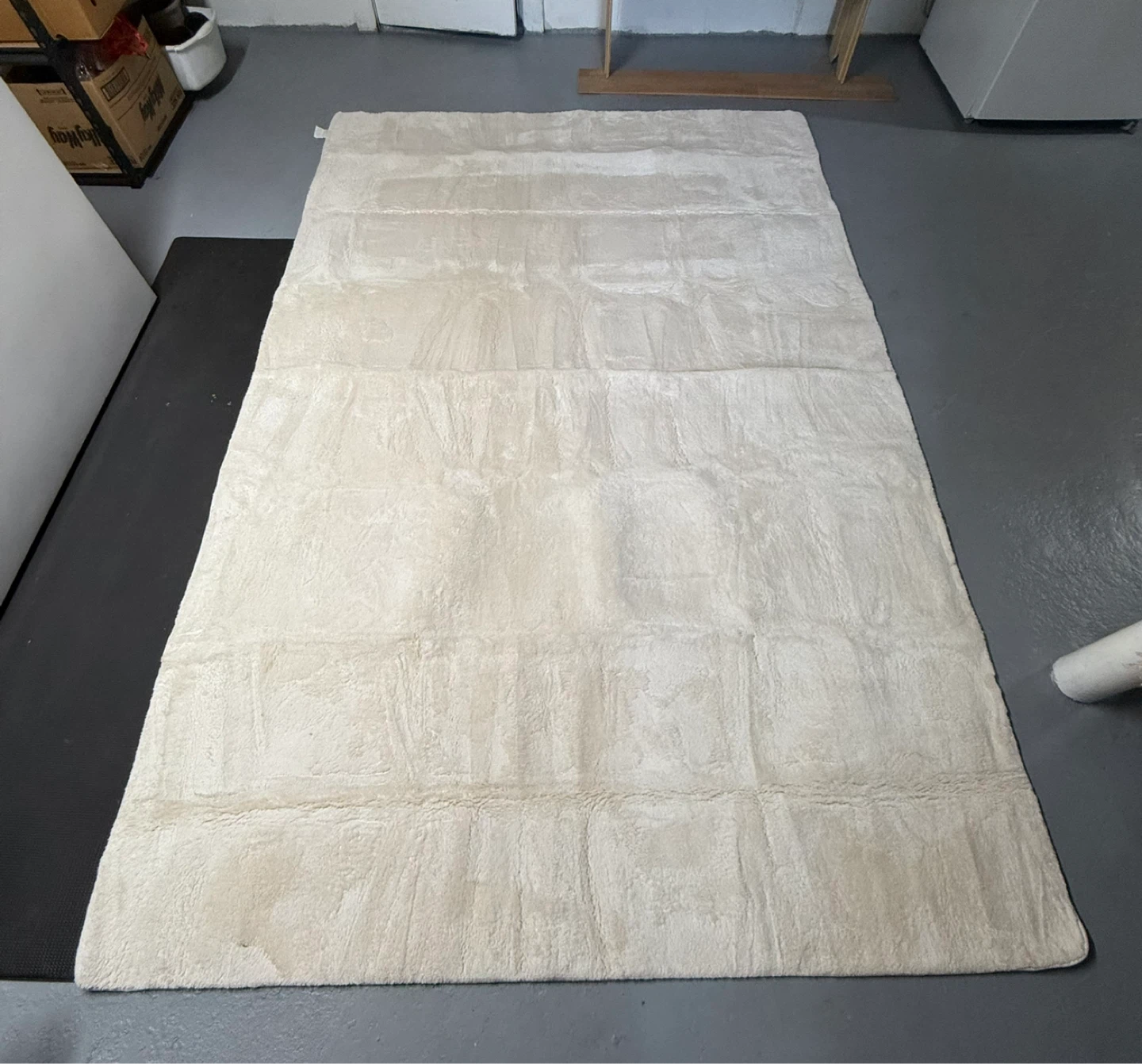 New area rug 10ft x 6.5 ft machine washable