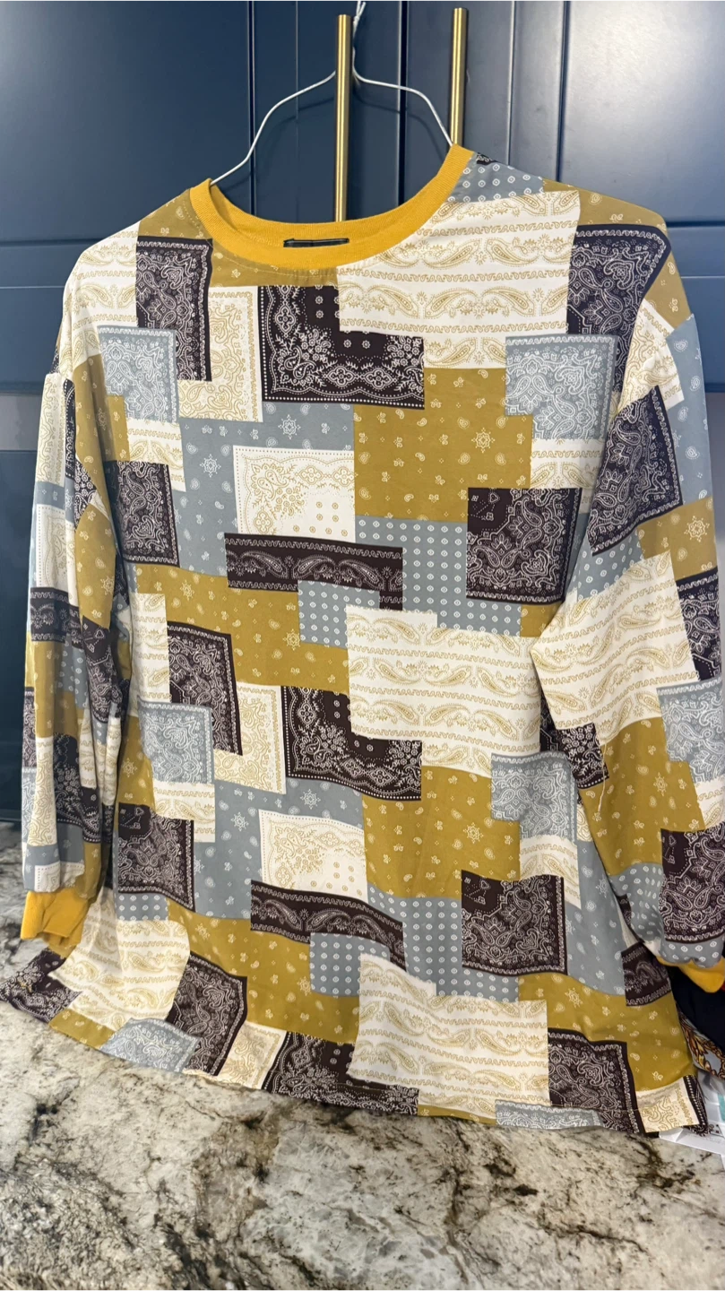 Long Sleeve Patchwork Bandana Print T-Shirt