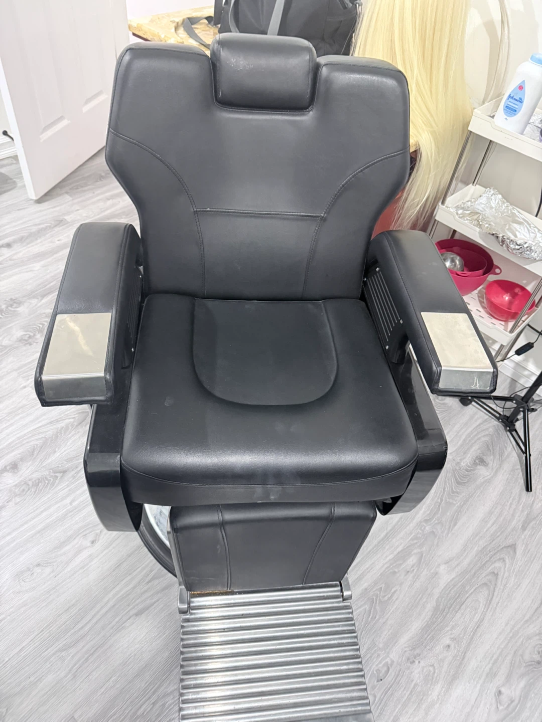 Black Barber Chair