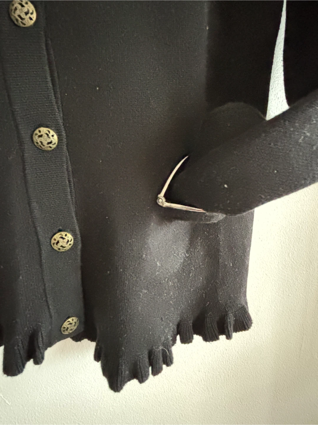 Yuka Paris  Cardigan with  pockets-purse - photo 4