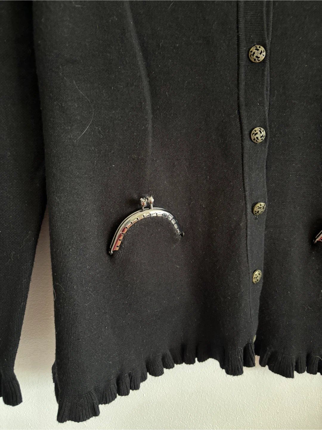 Yuka Paris  Cardigan with  pockets-purse - photo 2