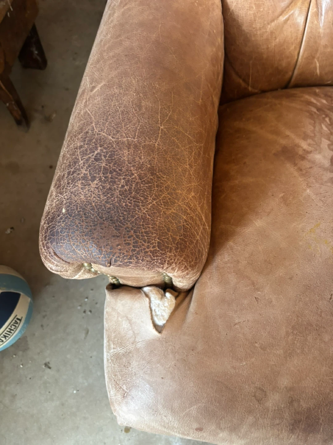 Vintage Leather Armchair - photo 2