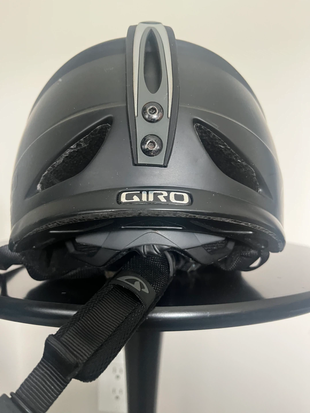 Two Giro Ski Helmets - photo 3