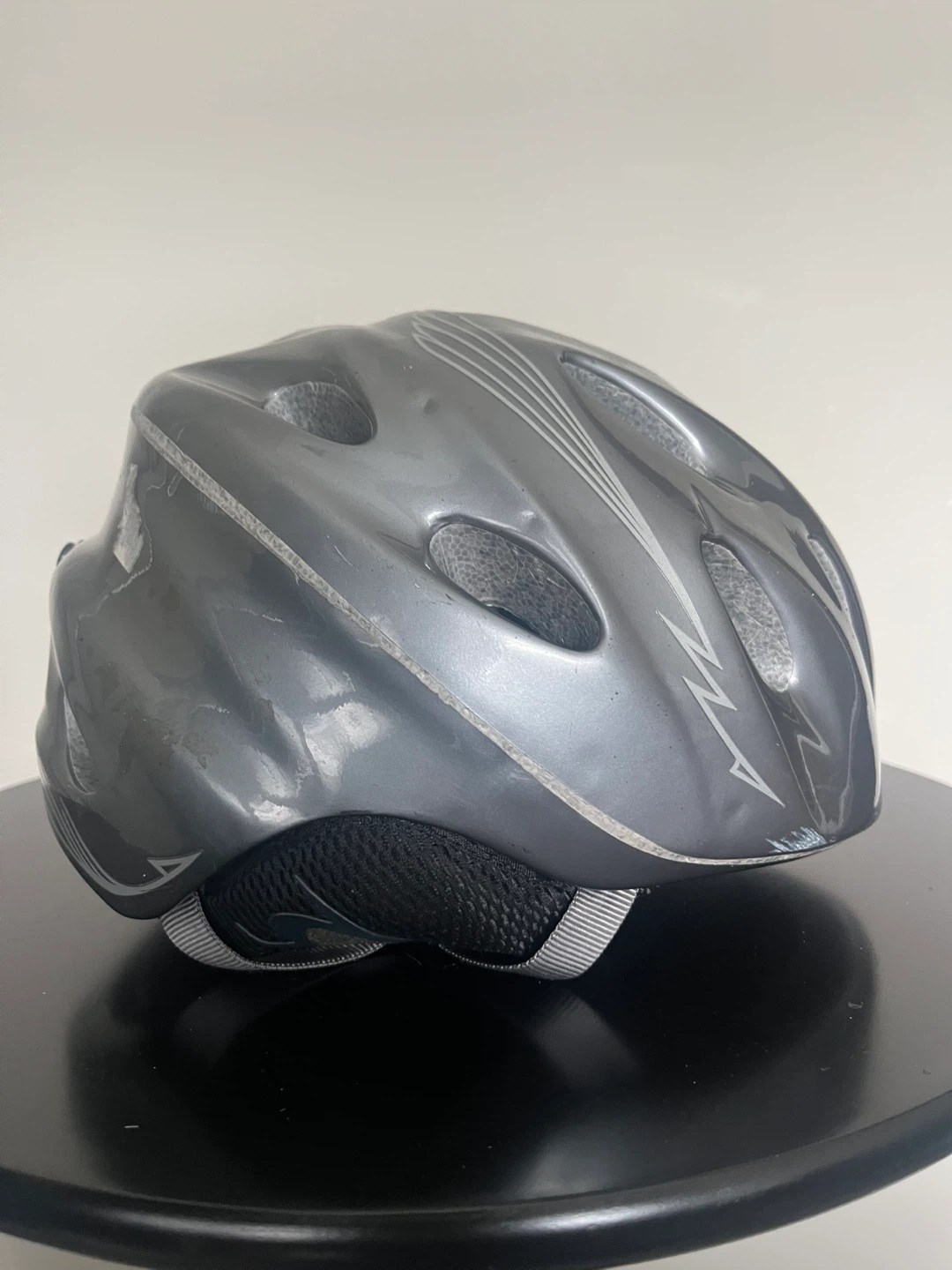 Two Giro Ski Helmets - photo 5