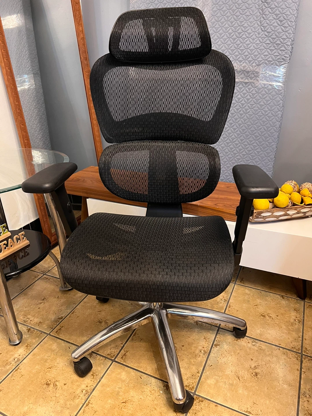 Ergonomic Mesh Office Chair with Headrest