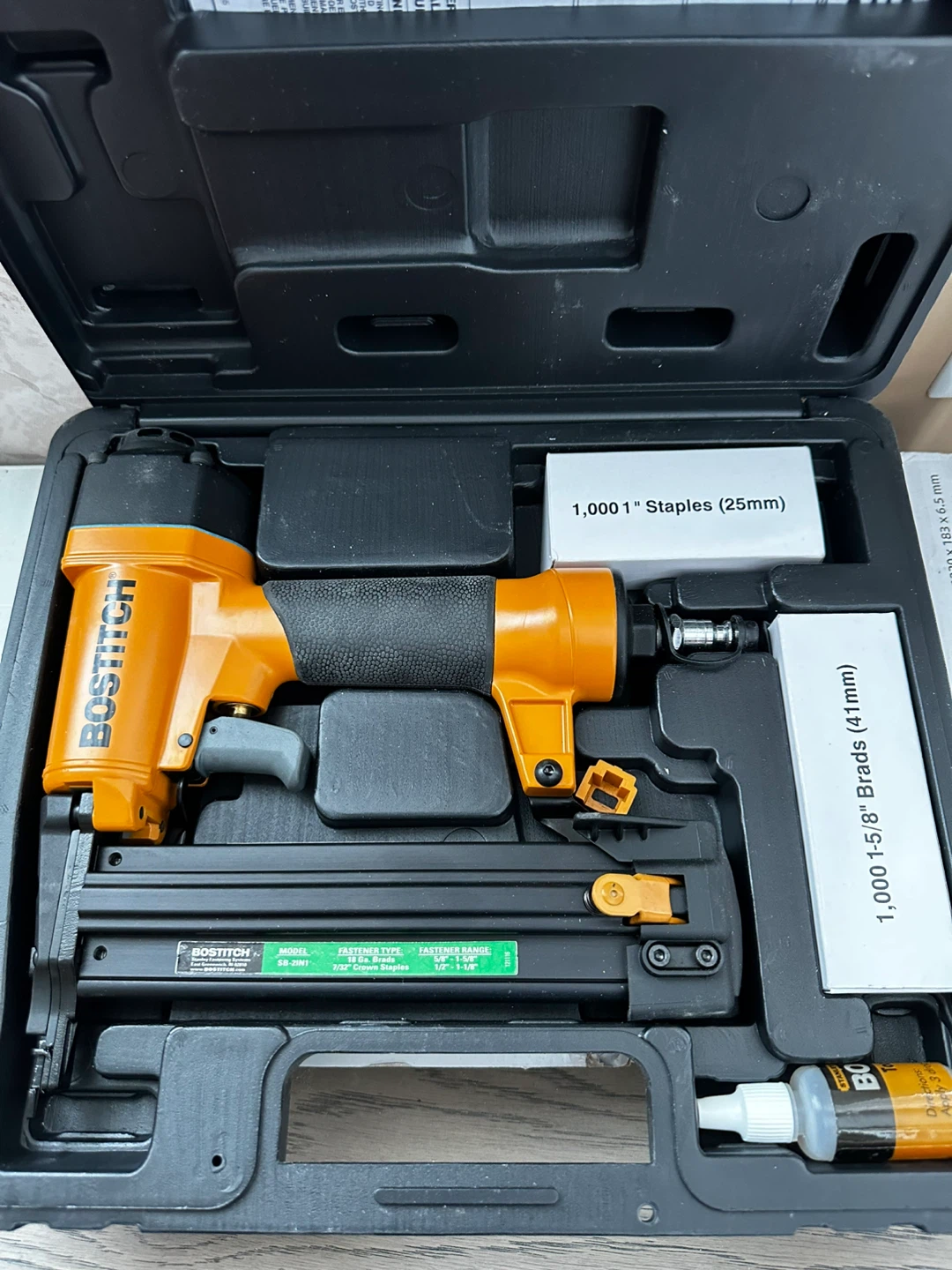 Bostitch 2-in-1 Brad Nailer Kit SB-2IN1