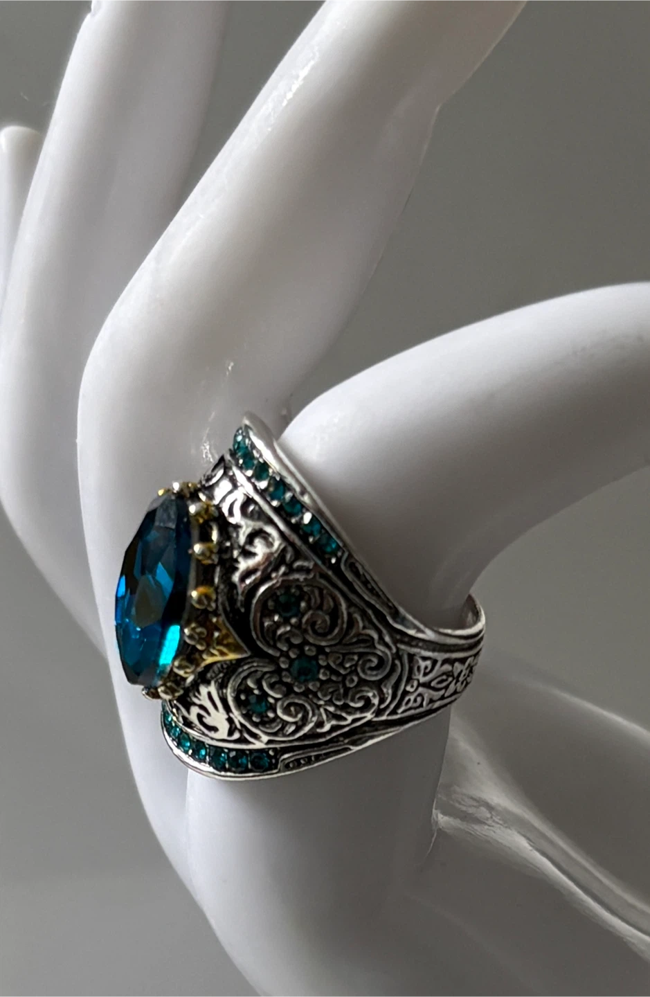 Gorgeous Large Blue Oval Gemstone Ring! Size 7 - photo 5