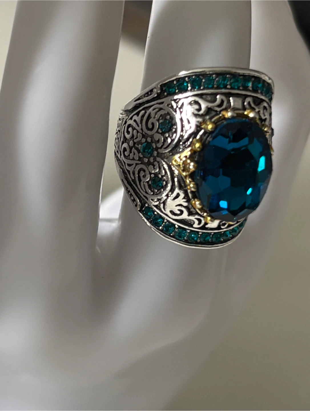 Gorgeous Large Blue Oval Gemstone Ring! Size 7 - photo 4