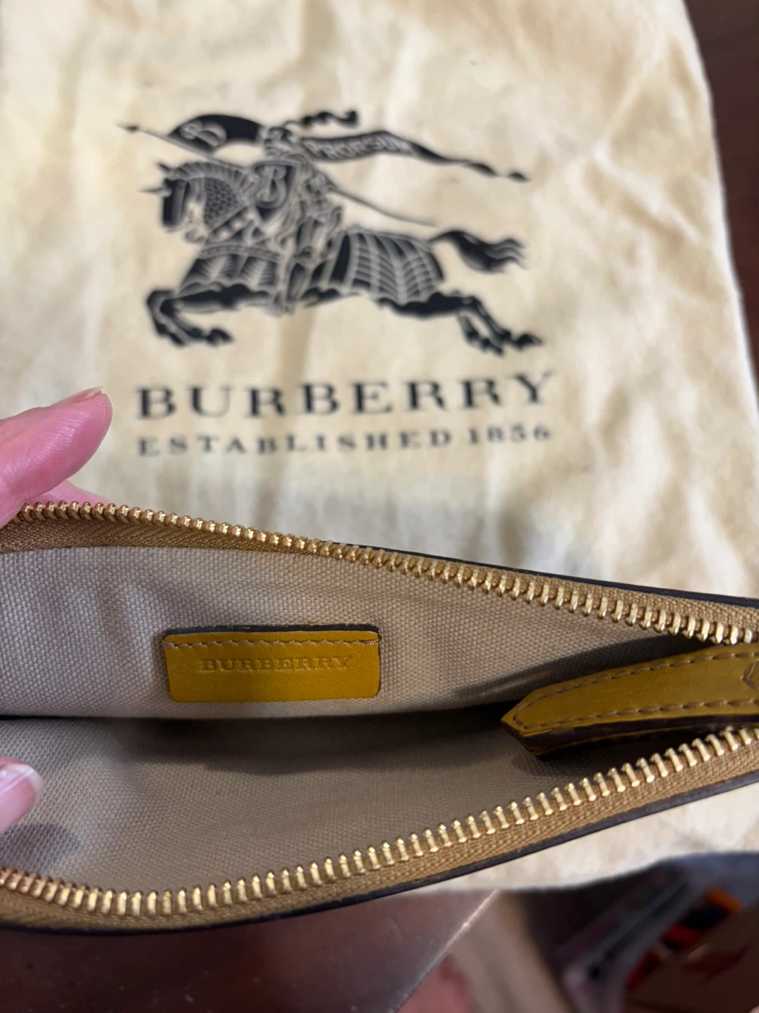 Burberry Haymarket Check & Yellow Pouch Bag - photo 3