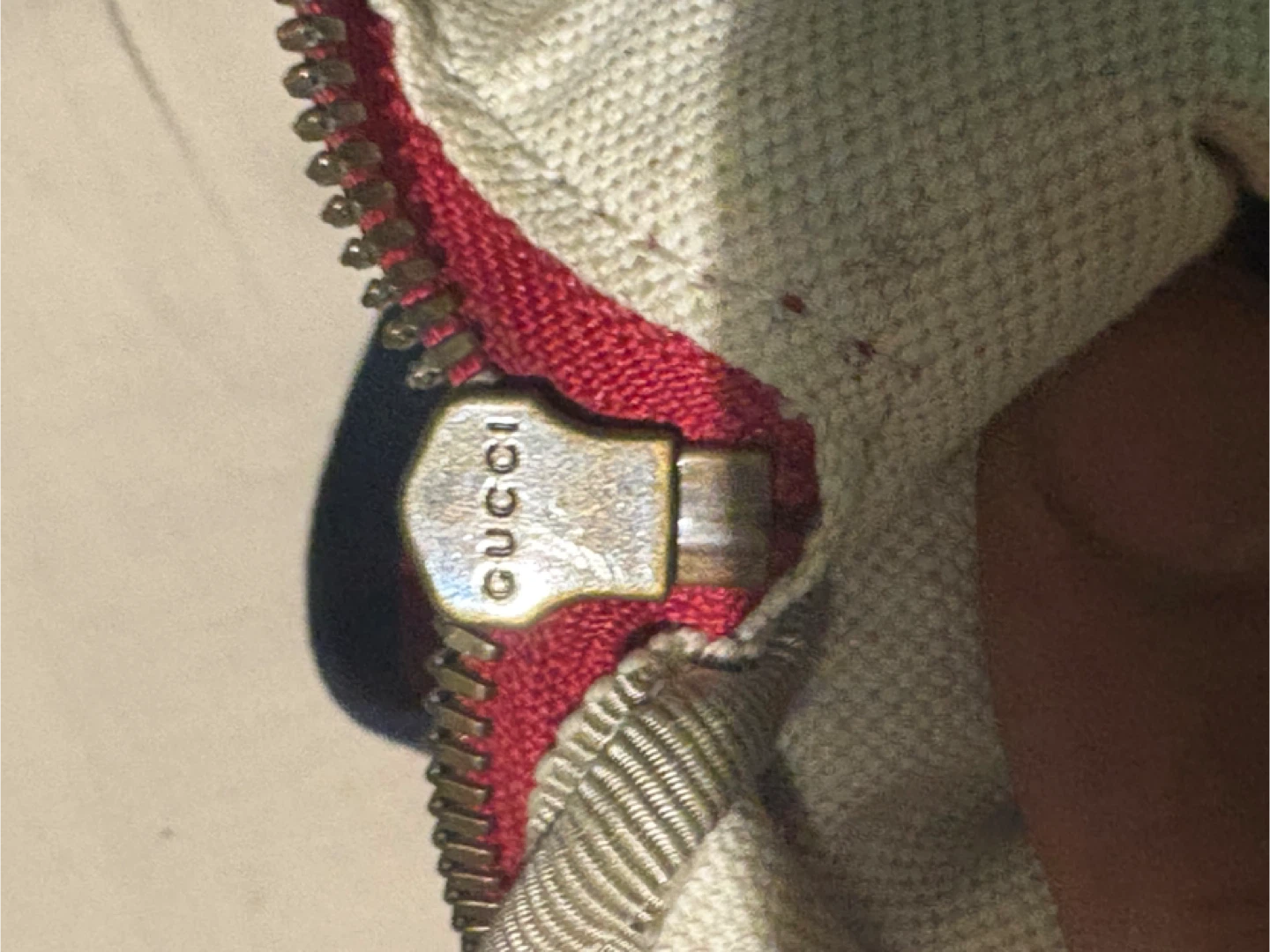 Gucci Red Leather Belt Bag - photo 4