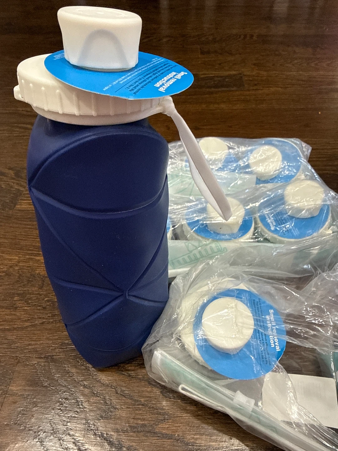 9 Reusable Silicone water bottles - photo 2