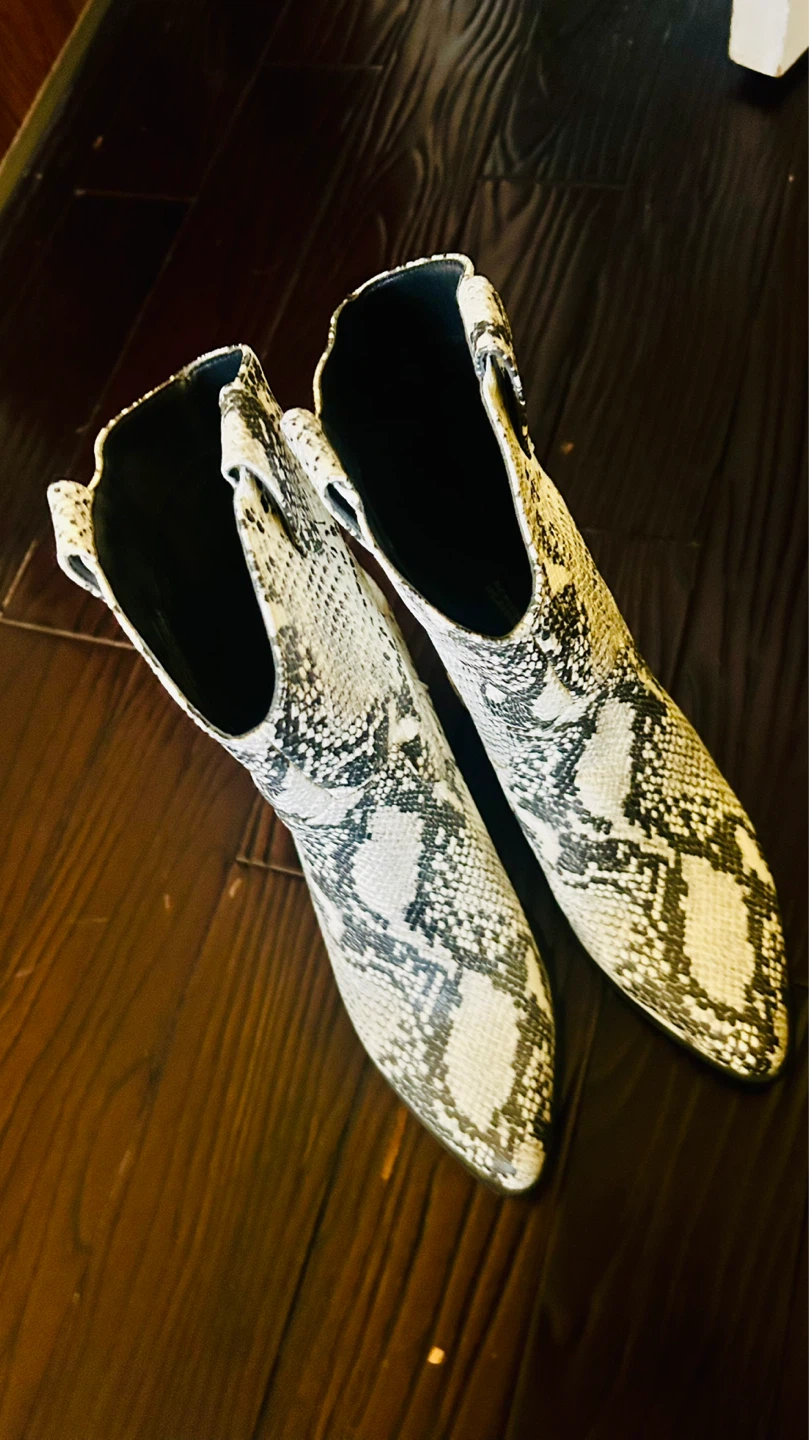 DL-PARLY Snake Print Ankle Boots