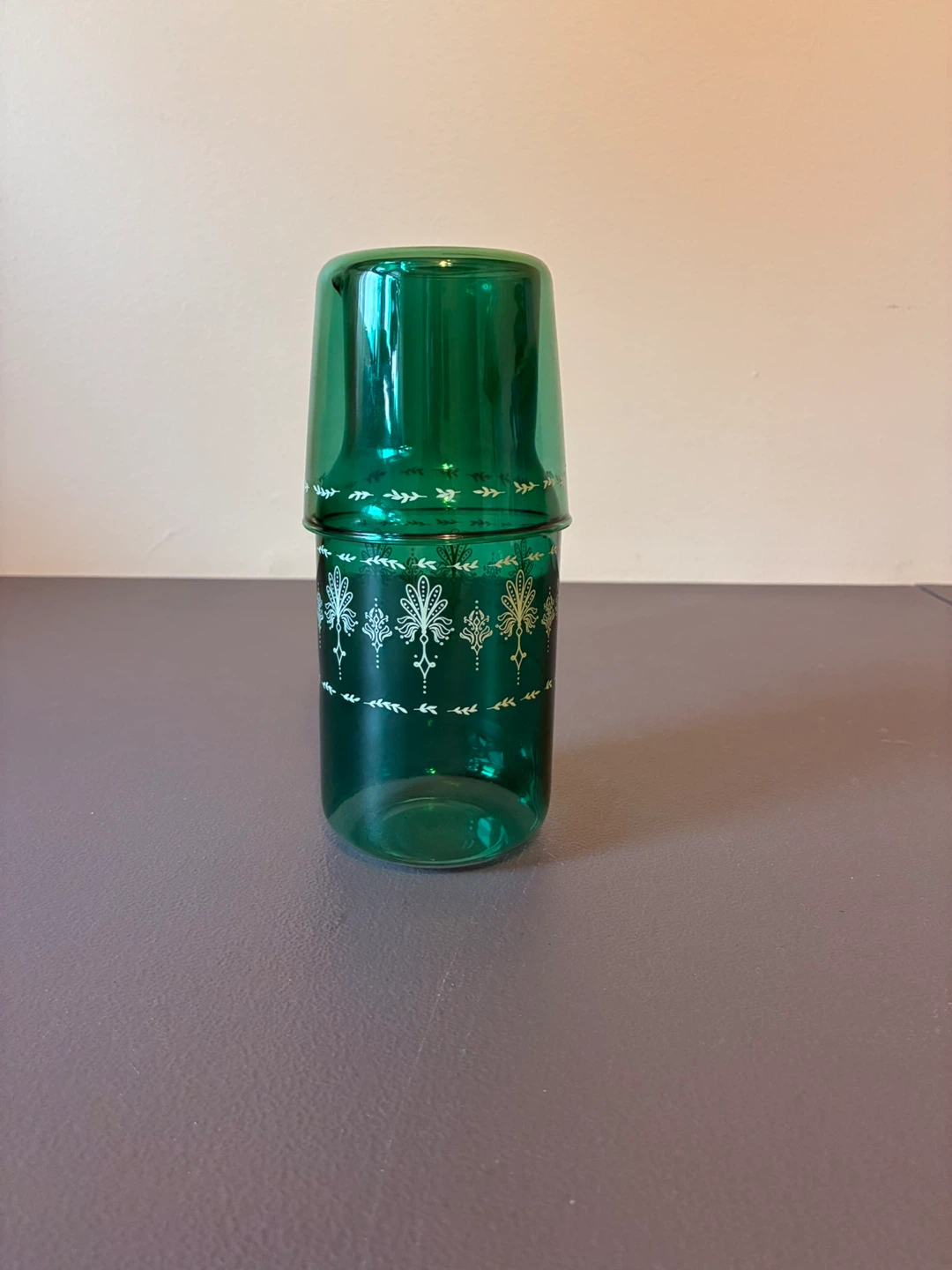 Victorian Style Green Glass Bedside 2pc Water Carafe And  Glass - photo 2