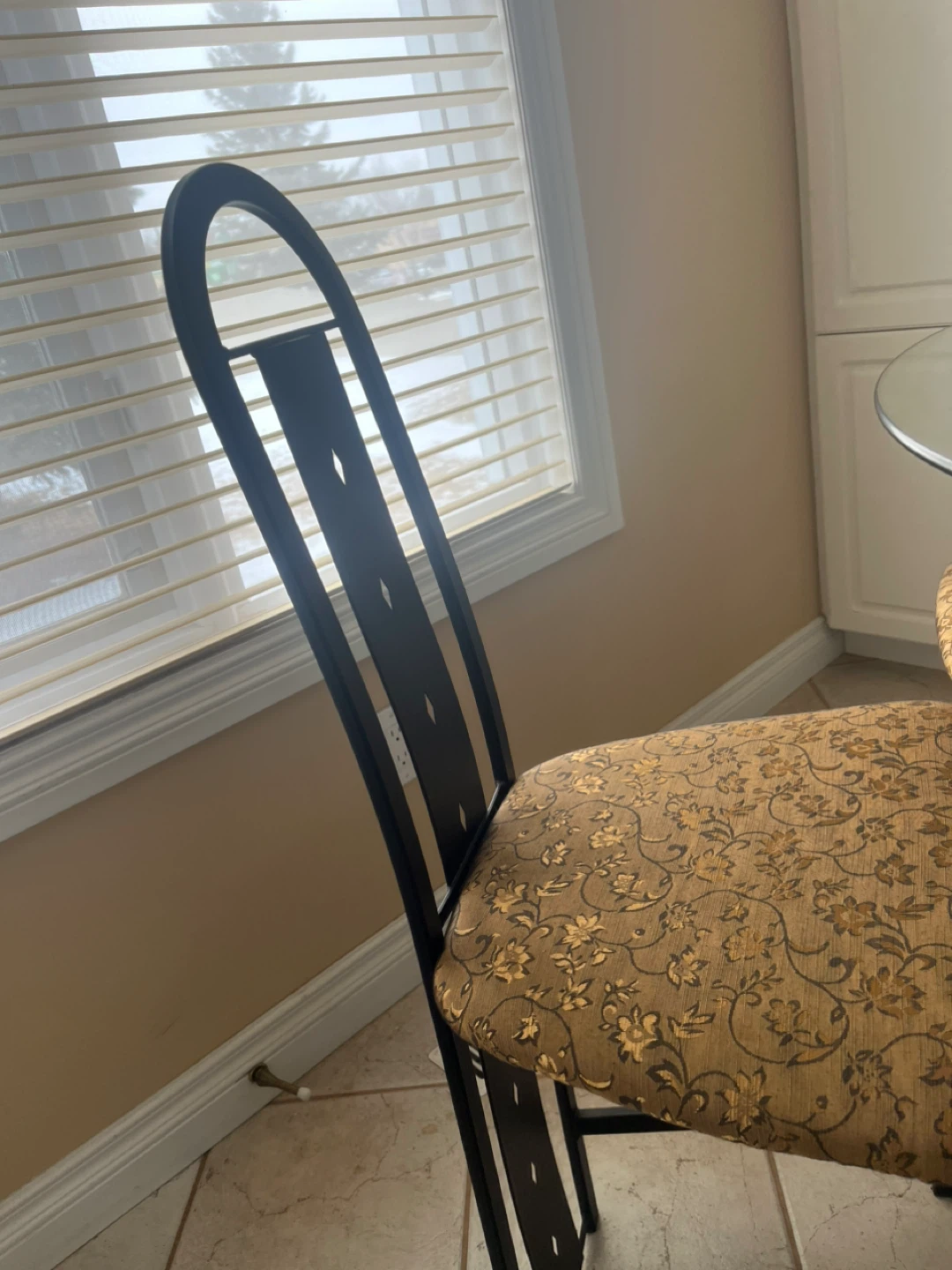 Glass Top Dining Set with 4 Chairs - photo 2