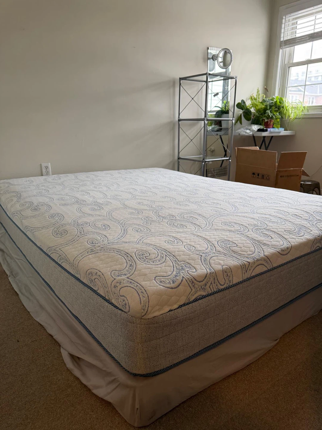 Queen Size Mattress and Box Spring Set - photo 4