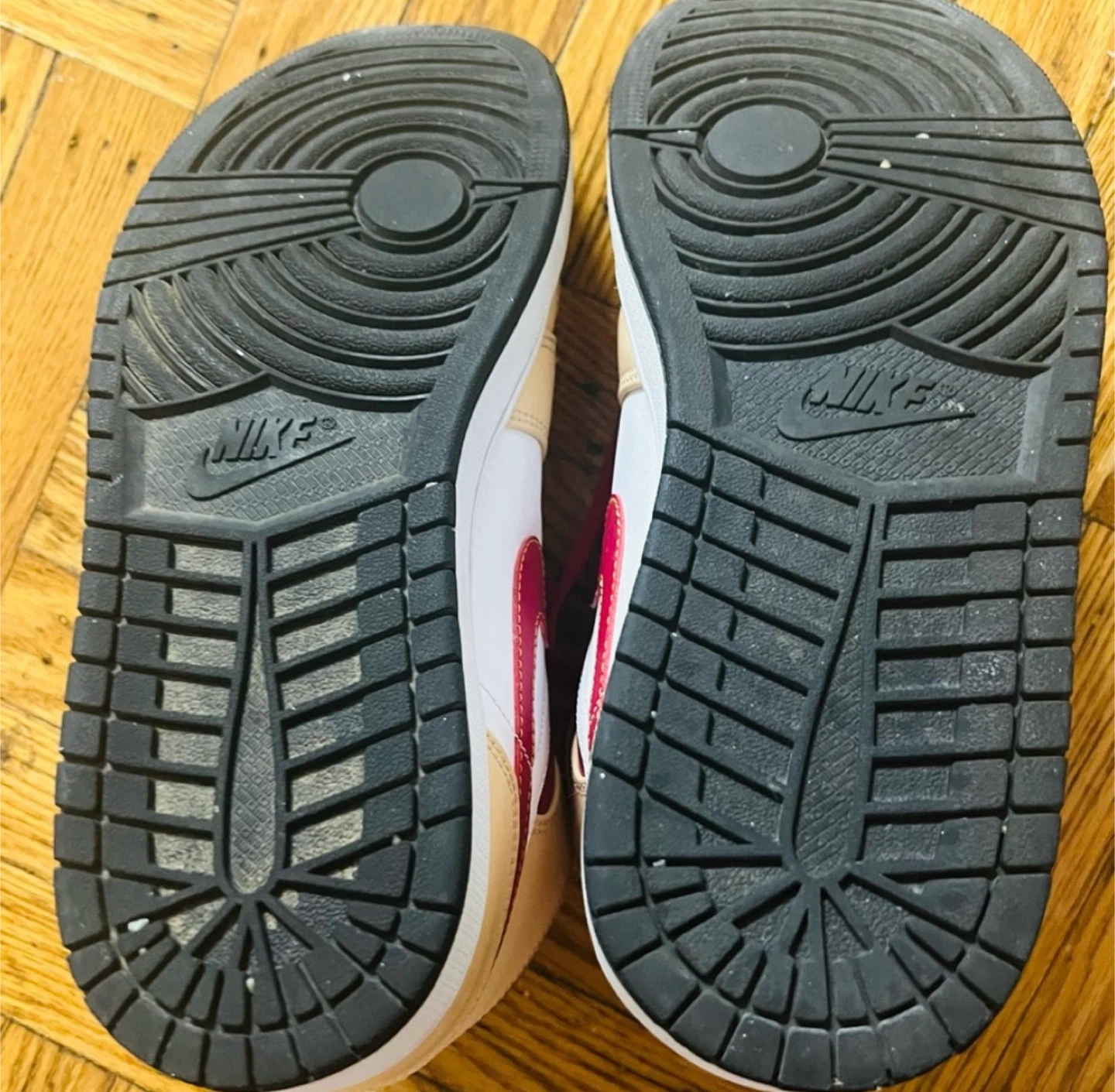 Air Jordan 1 Mid SE "Wheat and Crimson" Sneakers - photo 5