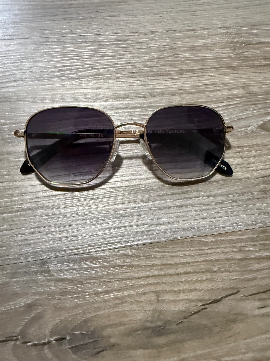 quay glasses