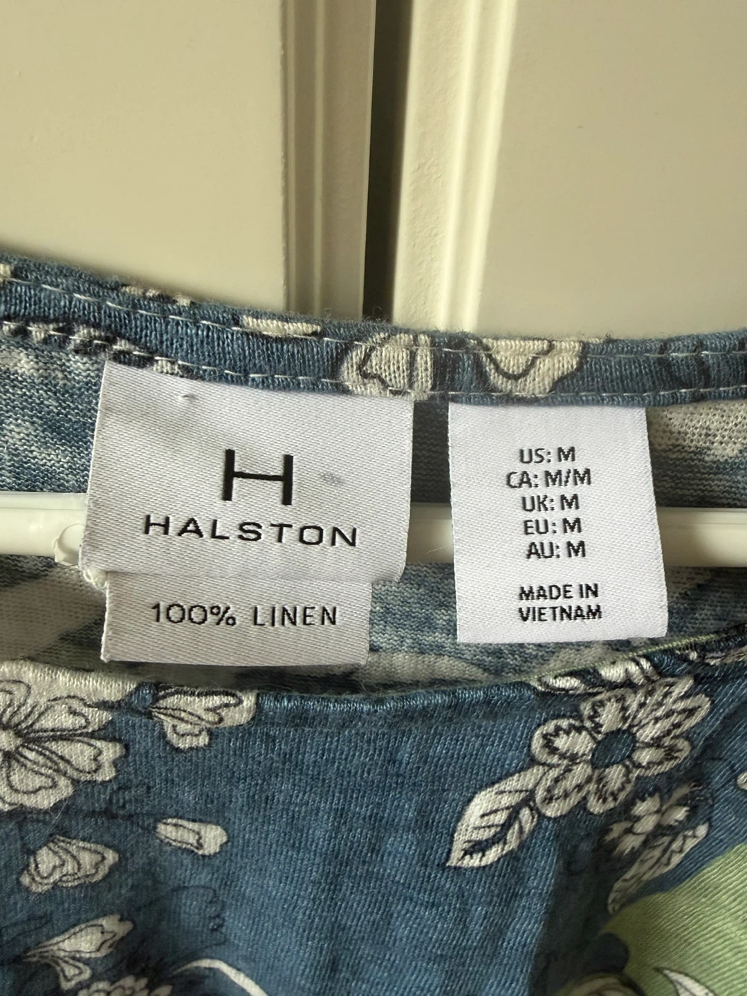 Halston Women's Linen Blend Floral Print Top - Size M - photo 2