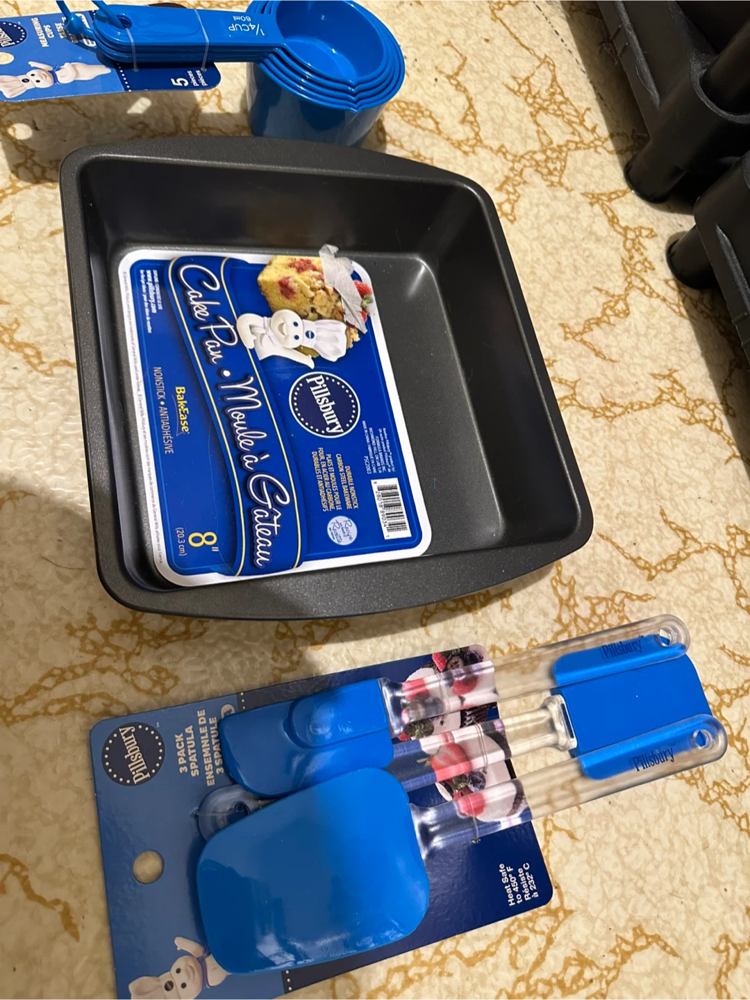 Pillsbury Baking Set: Cake Pan, Spatulas & Measuring Cups