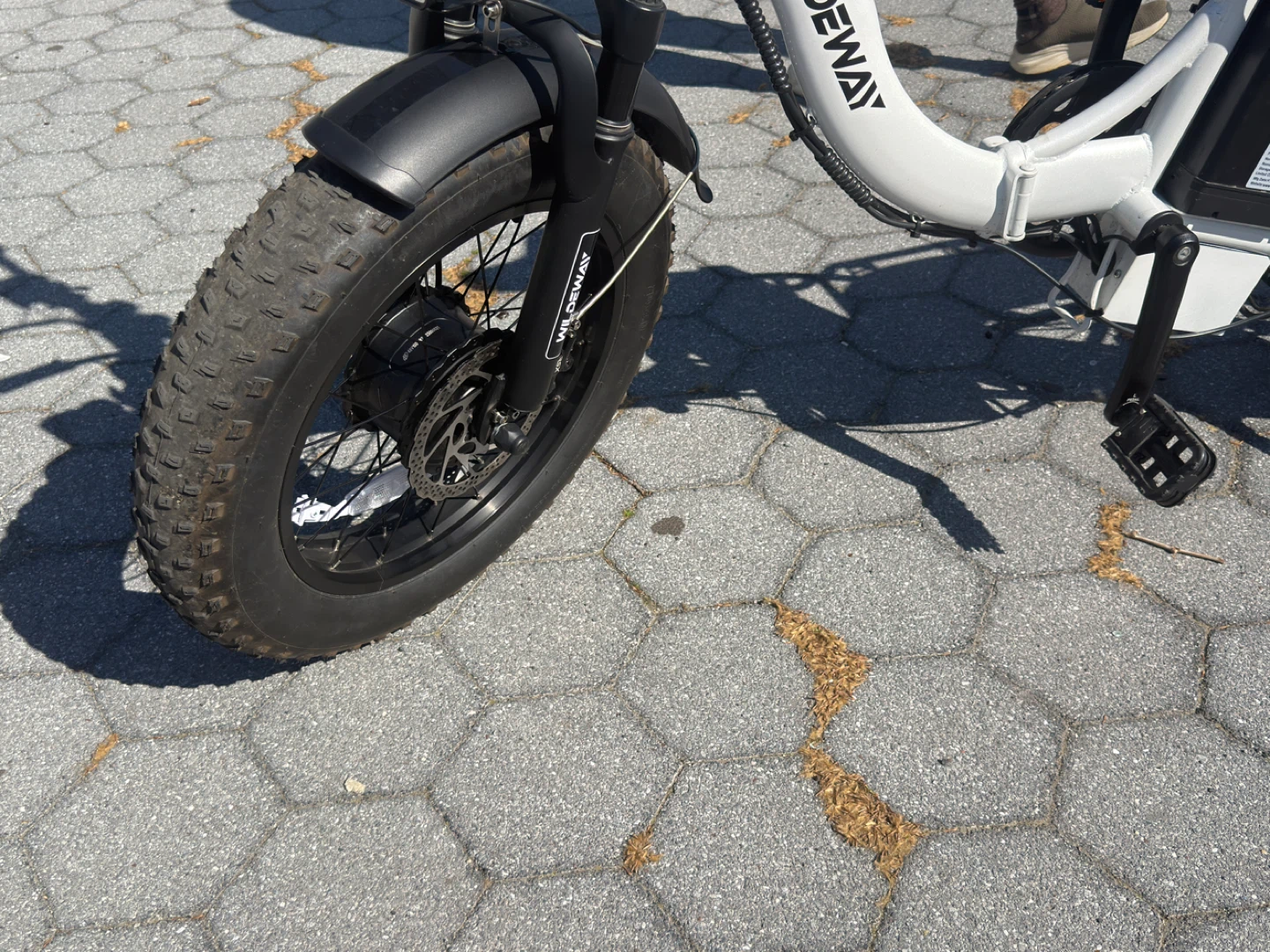 Wildeway SummitX Ebike – Dual Motor 2300W – 28MPH – Like New - photo 4