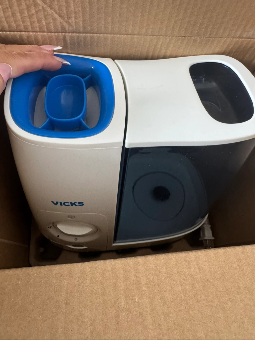 Vicks Warm Mist Humidifier - photo 2