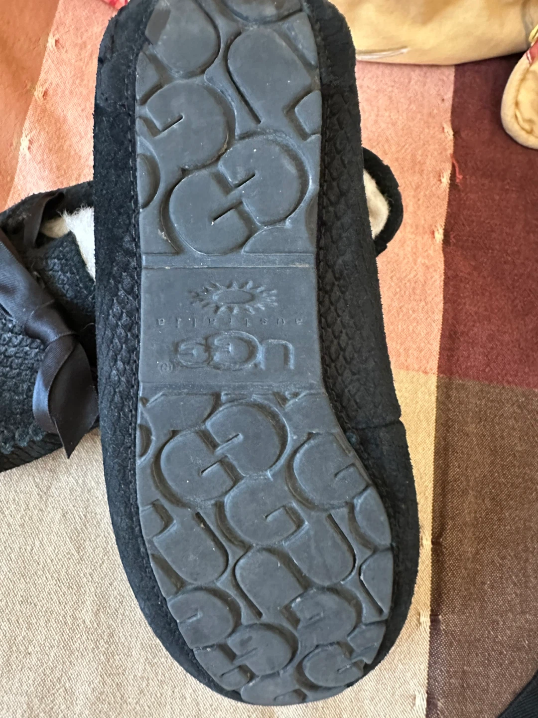 UGG Australia Black Suede Sheepskin Moccasins - photo 3