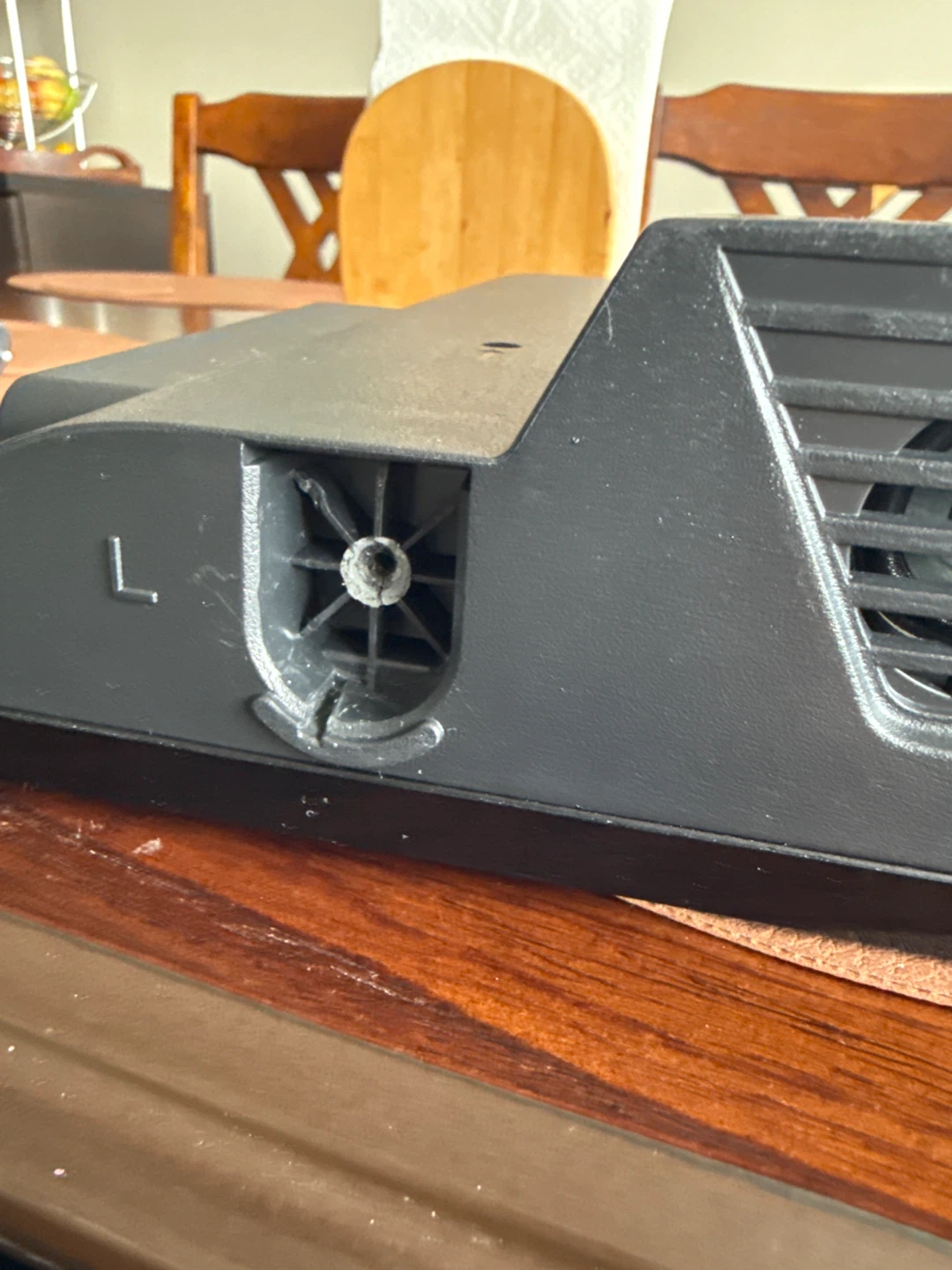 RCA 17.5 inch Monitor - photo 3