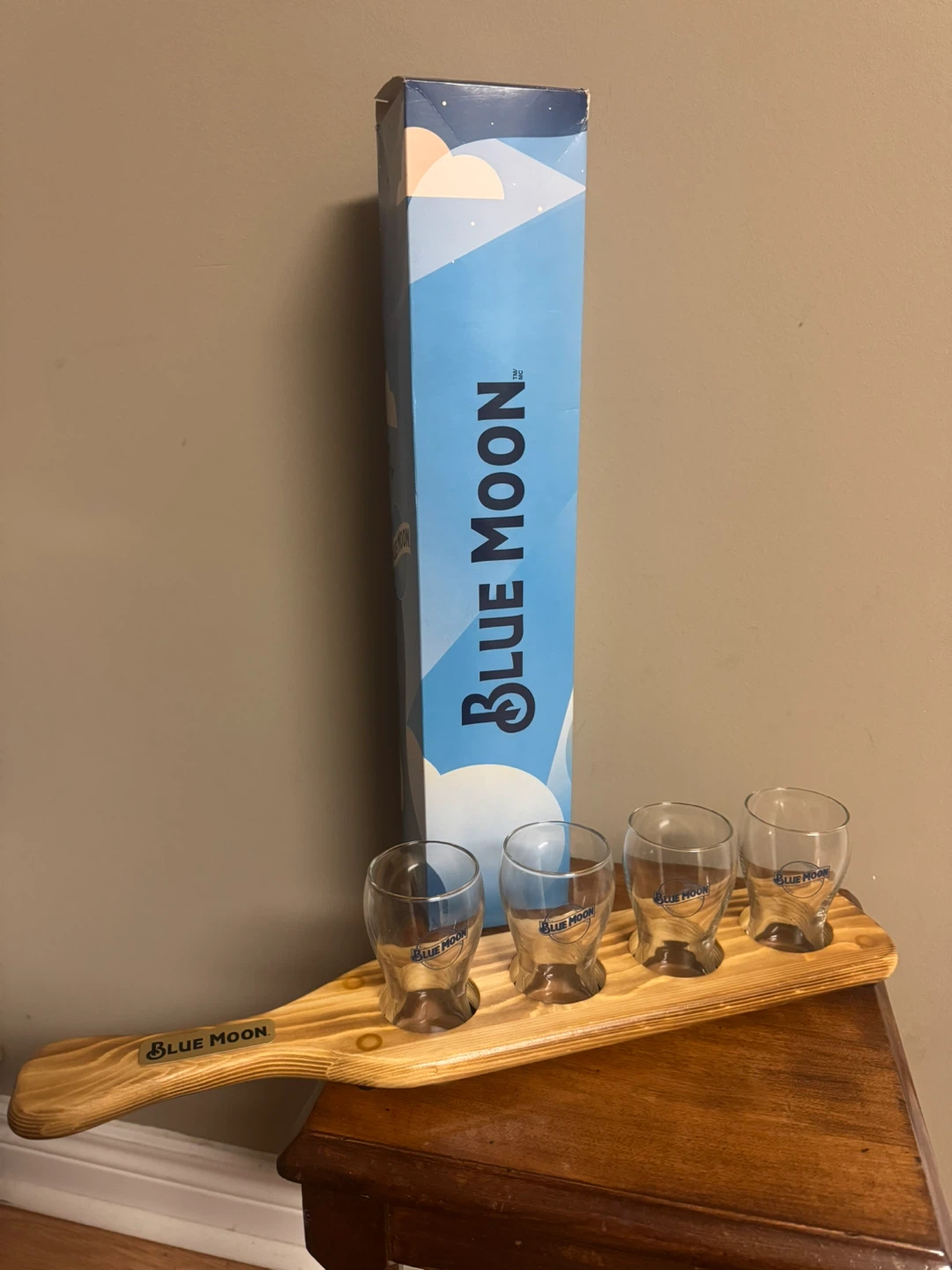 Blue Moon Beer Tasting Flight Glasses with Wooden Paddle
